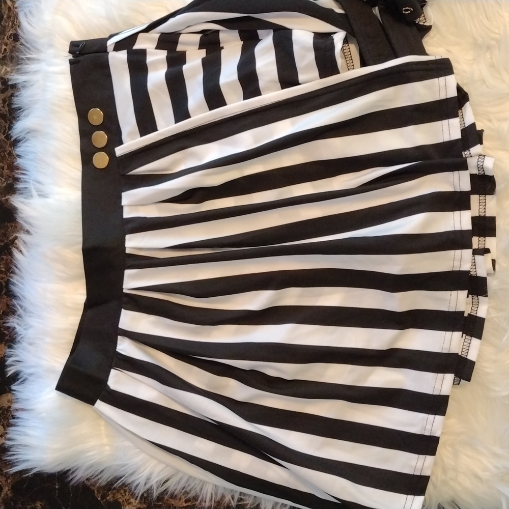 2pc Skort Set - Picture 2 of 3